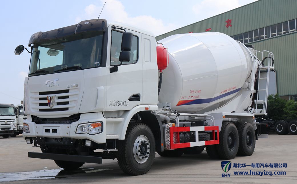 聯(lián)合重卡14方攪拌車