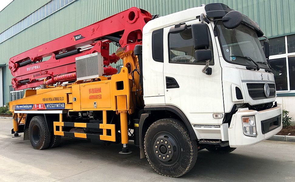 華一31米小型混凝土泵車
