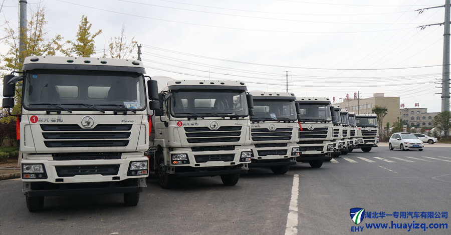 華一專汽攪拌車