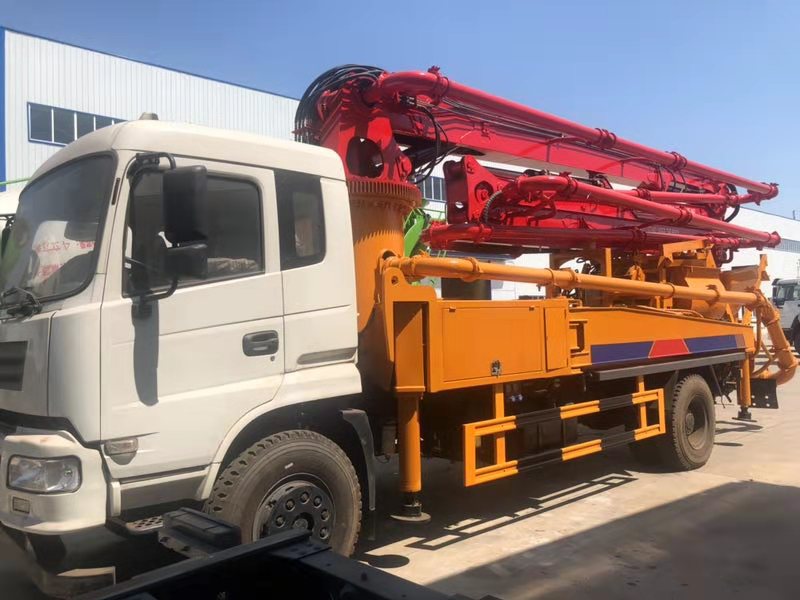 小型混凝土31米攪拌一體泵車