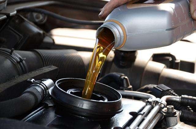 給車加機(jī)油