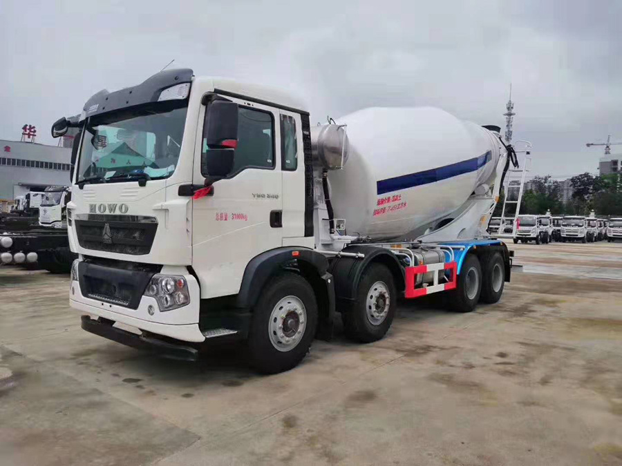 HOWO重汽豪沃T5G輕量化攪拌運(yùn)輸車