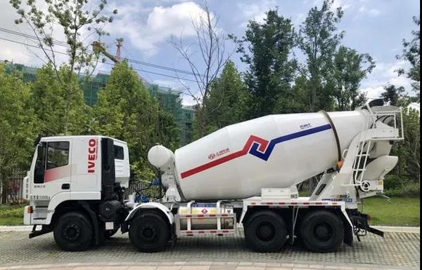 輕量化混凝土攪拌車