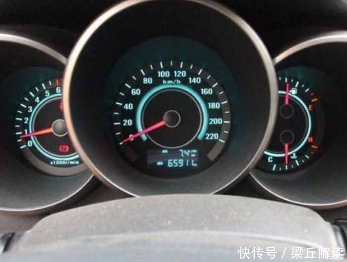 發(fā)動機(jī)積碳何時清？維修工：4種情況要注意，不清等著修發(fā)動機(jī)吧