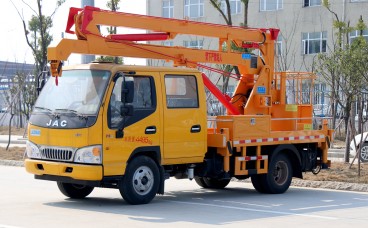 12米江淮曲臂式高空作業(yè)車_折臂式高空作業(yè)平臺(tái)車
