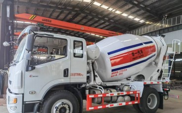 上汽躍進、國六、6方攪拌車
